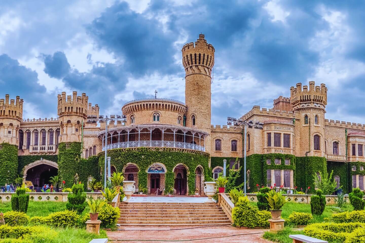Bangalore Mysore Coorg Ooty Tour Packages with Price & Itinerary