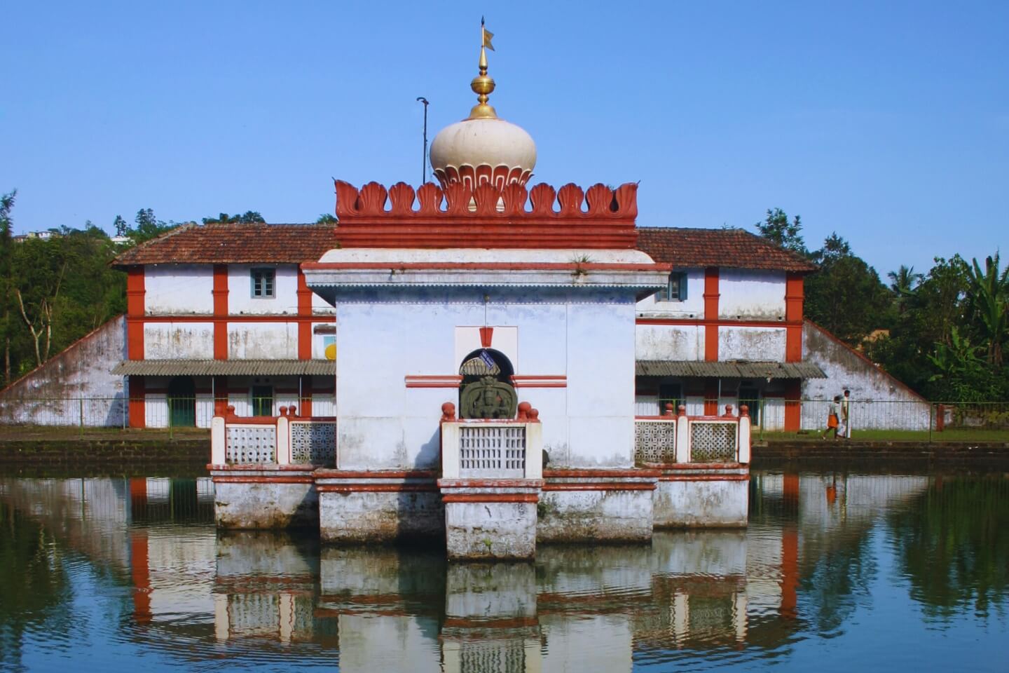 Madikeri Darshan Packages